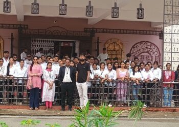 CG NEWS : मैट्स विश्वविद्यालय मुख्य परिसर गुल्लू आरंग के कला संकाय तृतीय सेमेस्टर के विद्यार्थियों ने किया आदिवासी संग्रहालय नया रायपुर का शैक्षणिक भ्रमण