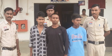 CRIME NEWS : 14 साल की नाबालिग के साथ अनाचार, 3 युवकों ने घटना को दिया अंजाम, तीनो आरोपी चढ़े पुलिस के हत्थे