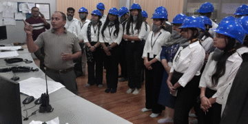 CG NEWS : MATS विश्वविद्यालय के छात्रों ने सिलतरा, रायपुर स्थित सारडा ऊर्जा संयंत्र का औद्योगिक भ्रमण किया