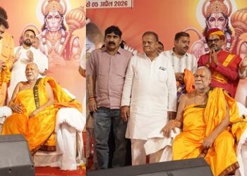 RAIPUR NEWS : नर्मदाकुंड धाम में आस्था और परंपरा का अद्भुत संगम, उपमुख्यमंत्री विजय शर्मा व मंत्री खुशवंत साहब ने चक्रवर्ती सम्राट अर्जुन दास जी महाराज से लिया आशीर्वाद