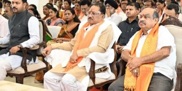 PM Modi ने ‘मन की बात’ में बार-बार की छत्तीसगढ़ का जिक्र, सीएम साय ने युवाओं और आमजनों के साथ सुनी 136वीं कड़ी