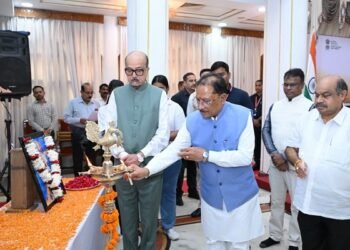 रायपुर से गूंजा Nasha Mukt Bharat का संकल्प, राज्यपाल डेका और CM साय ने युवाओं को दिलाई शपथ